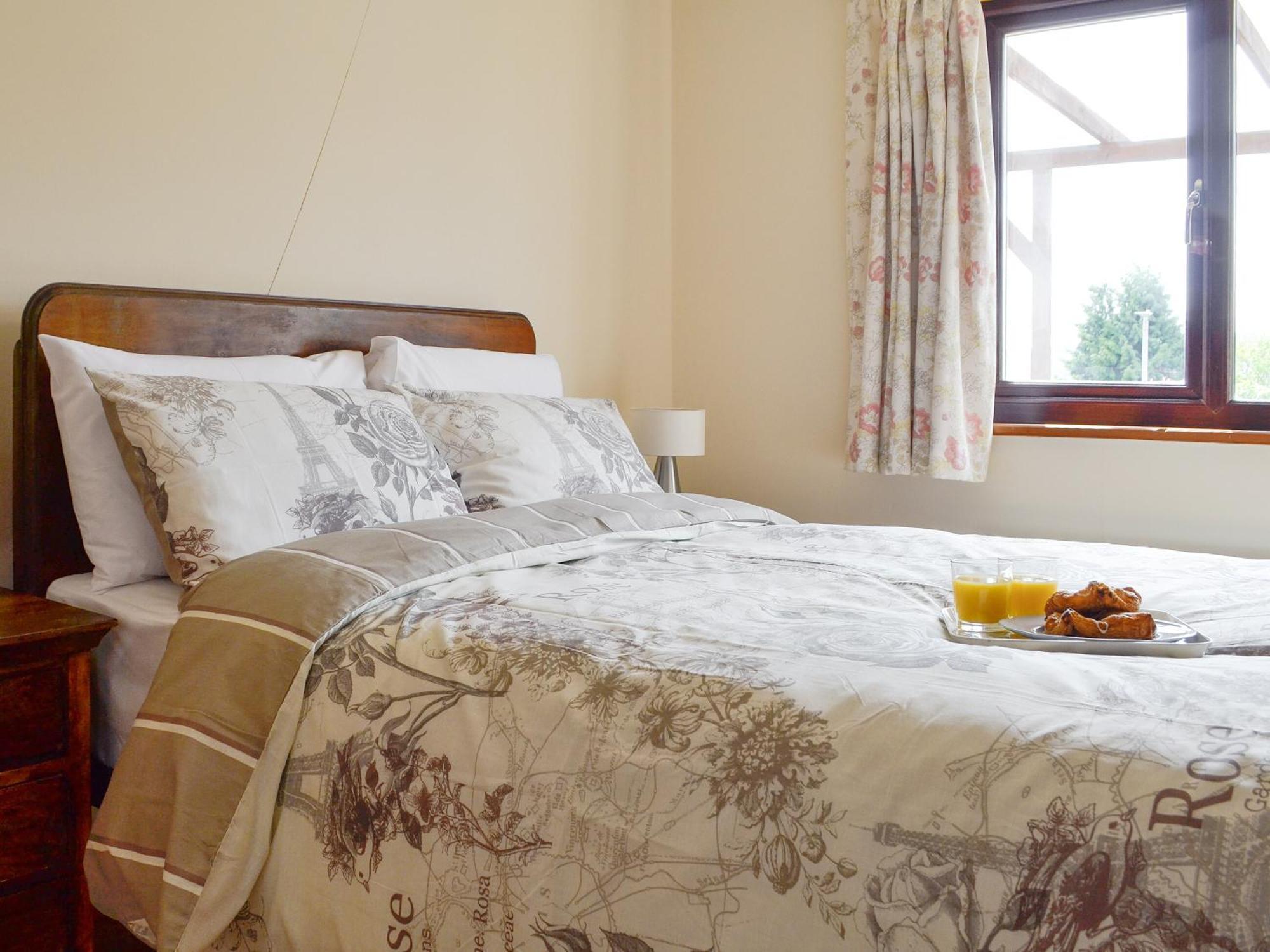 Three Views Bungalow Talgarth Ngoại thất bức ảnh